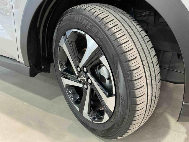 ロッキープレミアムＧ　ＨＥＶナビ　バックカメラ　キーフリーシステム　アルミホイール　運転席・助手席シートヒーター　オートライト　オートハイビーム　クルーズコントロール機能　運転席・助手席シートヒーター（栃木県）の中古車