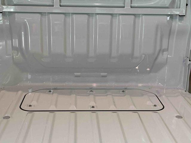 ハイゼットトラックスタンダード　農用スペシャル４ＷＤ　ＭＴ　デフロック機能　スマートアシスト　エアコン　荷台作業灯　純正ラジオ　誤発進抑制機能　衝突被害軽減システム（栃木県）の中古車