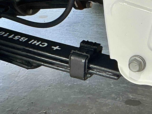 ハイゼットトラックスタンダード　農用スペシャル４ＷＤ　ＭＴ　デフロック機能　スマートアシスト　エアコン　荷台作業灯　純正ラジオ　誤発進抑制機能　衝突被害軽減システム（栃木県）の中古車