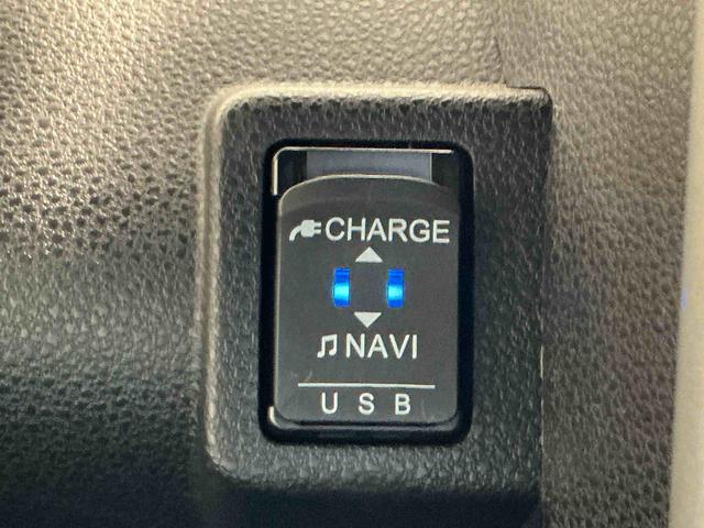 タントカスタムＲＳナビ　バックカメラ　キーフリーシステム　ＬＥＤヘッドライト　ＬＥＤフォグランプ　両側電動スライドドア　スマートアシスト　コーナーセンサー　純正アルミホイール　オートライト　運転席助手席シートヒーター（栃木県）の中古車