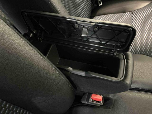 タントカスタムＸ両側パワースライド　　電格ミラー　ＩＳＴＯＰ　レーンキープアシスト　前席シートヒーター　ＬＥＤヘッドライト　キ−フリ−　スマートキー　オートＬＥＤ　衝突安全ボディ（栃木県）の中古車