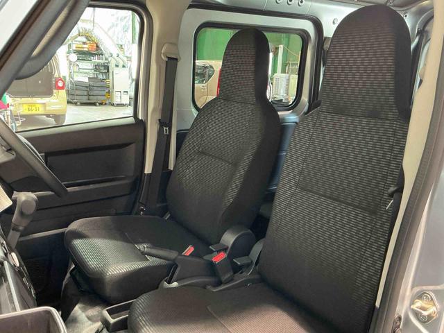 ハイゼットカーゴＤＸ両側スライド　衝突軽減ブレーキ　キーレスキー　レーンキープアシスト　Ｗエアバック　４ＷＤ車　エコアイドル　オートマチックハイビーム　エアバッグ　衝突安全ボディ　ＡＢＳ（栃木県）の中古車