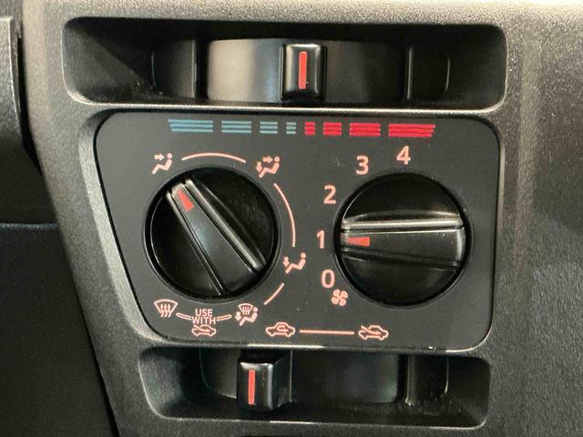 ハイゼットカーゴＤＸ両側スライド　衝突軽減ブレーキ　キーレスキー　レーンキープアシスト　Ｗエアバック　４ＷＤ車　エコアイドル　オートマチックハイビーム　エアバッグ　衝突安全ボディ　ＡＢＳ（栃木県）の中古車