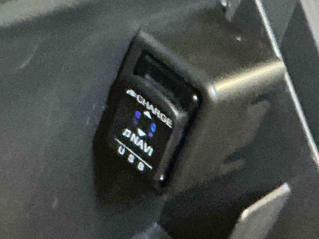 コペンセロナビ　バックカメラ　セキュリティアラーム　ＡＵＴＯライト　ナビＴＶ　キーレスエントリー　アルミ　ターボエンジン　エアバック　ＡＢＳ　ＬＥＤヘッドランプ　シートヒーター　衝突安全ボディ（栃木県）の中古車