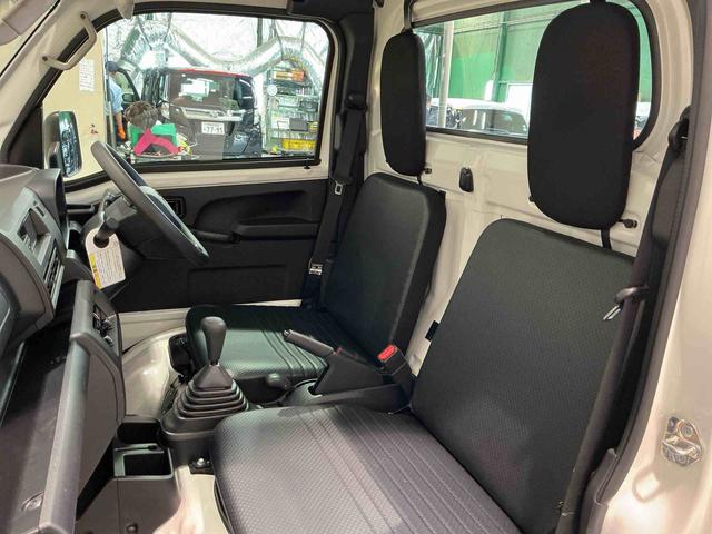 ハイゼットトラックスタンダード　農用スペシャルＡＣ　ワンオーナー車　エアバック　切り替え４ＷＤ　ハイビームアシスト　Ｗエアバック　エコアイドル　パワーステアリング　車線逸脱警報　オートライト　衝突被害軽減システム　ＥＳＣ　ＡＢＳ　衝突安全ボディ（栃木県）の中古車