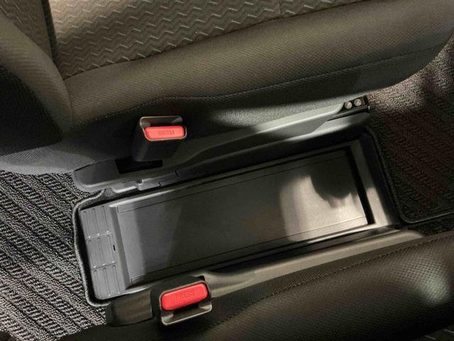 トールカスタムＧディスプレイオーディオ　バックカメラ　盗難防止アラーム　左右電動スライドドア　衝突回避支援ブレーキ　両席エアバック　ＬＥＤランプ　ＶＳＣ　電格ミラー　フリーキー　Ｉストップ（栃木県）の中古車