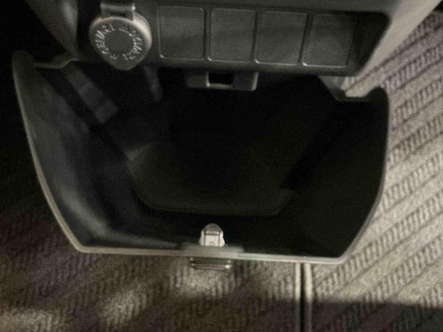 トールカスタムＧディスプレイオーディオ　バックカメラ　盗難防止アラーム　左右電動スライドドア　衝突回避支援ブレーキ　両席エアバック　ＬＥＤランプ　ＶＳＣ　電格ミラー　フリーキー　Ｉストップ（栃木県）の中古車