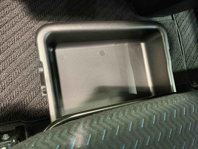 トールカスタムＧディスプレイオーディオ　バックカメラ　盗難防止アラーム　左右電動スライドドア　衝突回避支援ブレーキ　両席エアバック　ＬＥＤランプ　ＶＳＣ　電格ミラー　フリーキー　Ｉストップ（栃木県）の中古車