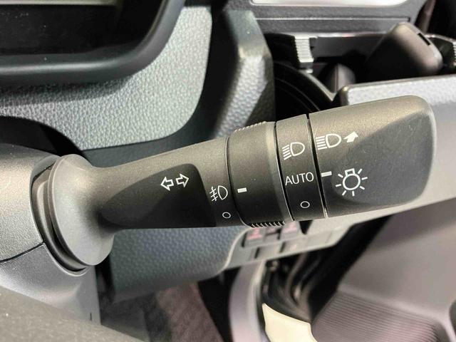 トールカスタムＧディスプレイオーディオ　バックカメラ　盗難防止アラーム　左右電動スライドドア　衝突回避支援ブレーキ　両席エアバック　ＬＥＤランプ　ＶＳＣ　電格ミラー　フリーキー　Ｉストップ（栃木県）の中古車