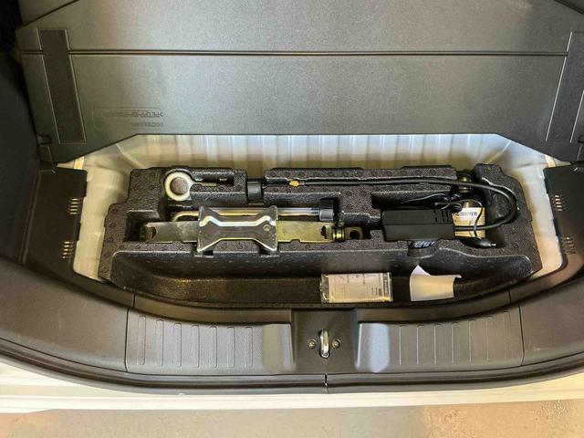 Ｎ−ＢＯＸカスタムＧ・Ｌホンダセンシング衝突安全ボディ　リモコンキー　盗難防止付き　電動格納ドアミラー　ベンチＳ　記録簿有　横滑防止　バックアイカメラ　助手席エアバック　ＩＳＴＯＰ　エアバック　ＥＴＣ装備　スマートキー＆プッシュスタート（栃木県）の中古車