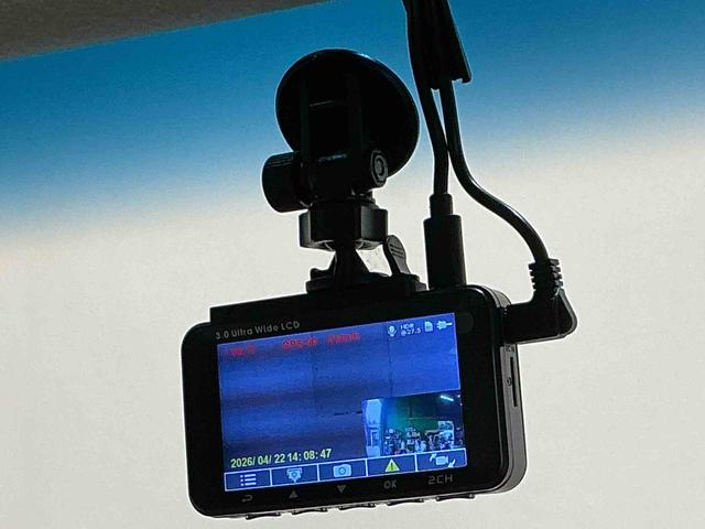 Ｎ−ＢＯＸカスタムＧ　ＳＳブラックスタイルパッケージ衝突安全ボディ　セキュリティ　ナビ　アルミ　ＷエアＢ　オートミラー　Ｒカメラ　ＥＳＣ　スマ−トキ−　ＡＢＳ　ドラレコ　ベンチシート　ＥＴＣ　オートライト　キーフリー（栃木県）の中古車