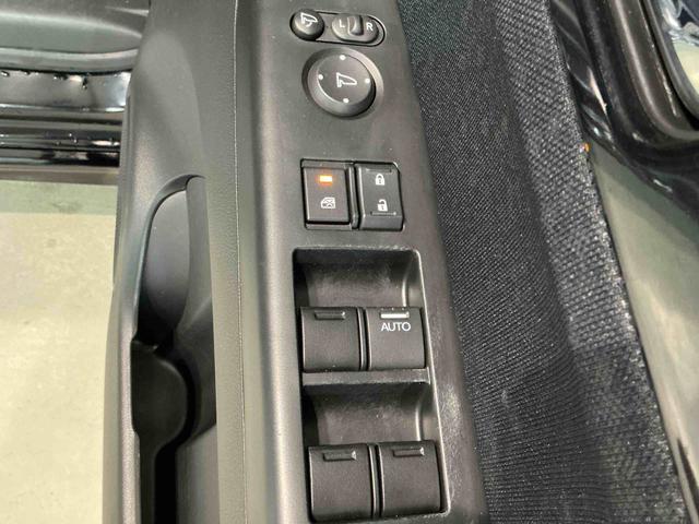 Ｎ−ＢＯＸカスタムＧ　ＳＳブラックスタイルパッケージ衝突安全ボディ　セキュリティ　ナビ　アルミ　ＷエアＢ　オートミラー　Ｒカメラ　ＥＳＣ　スマ−トキ−　ＡＢＳ　ドラレコ　ベンチシート　ＥＴＣ　オートライト　キーフリー（栃木県）の中古車