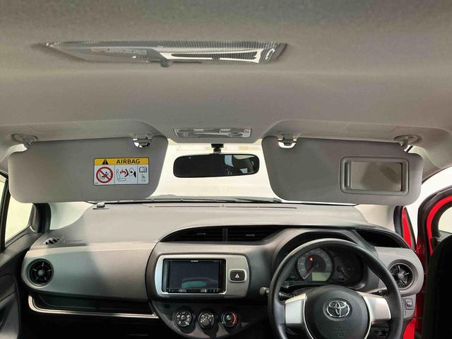 ヴィッツＦ電動格納式ドアミラー　キーレスキー　助手席エアバッグ　盗難防止システム　ドライブレコーダー　ＡＢＳ付き　衝突安全ボディ　ナビＴＶ　エアバック　ＥＴＣ　メモリナビ（栃木県）の中古車