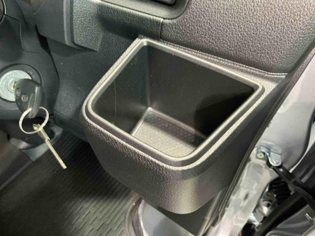 ハイゼットカーゴＤＸディスプレイオーディオ　Ｂカメラ　衝突軽減ブレーキ　ＴＶ　キーレスキー　レーンキープアシスト　Ｗエアバック　４ＷＤ車　エコアイドル　オートマチックハイビーム　エアバッグ　衝突安全ボディ　ＡＢＳ（栃木県）の中古車