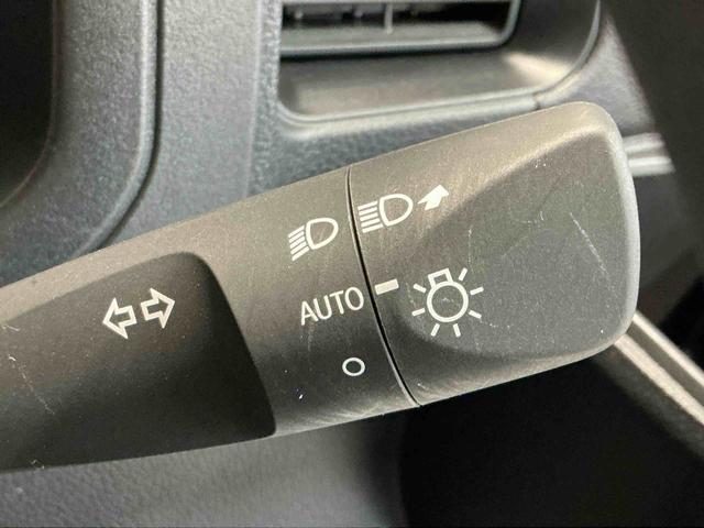 ハイゼットカーゴＤＸディスプレイオーディオ　Ｂカメラ　衝突軽減ブレーキ　ＴＶ　キーレスキー　レーンキープアシスト　Ｗエアバック　４ＷＤ車　エコアイドル　オートマチックハイビーム　エアバッグ　衝突安全ボディ　ＡＢＳ（栃木県）の中古車