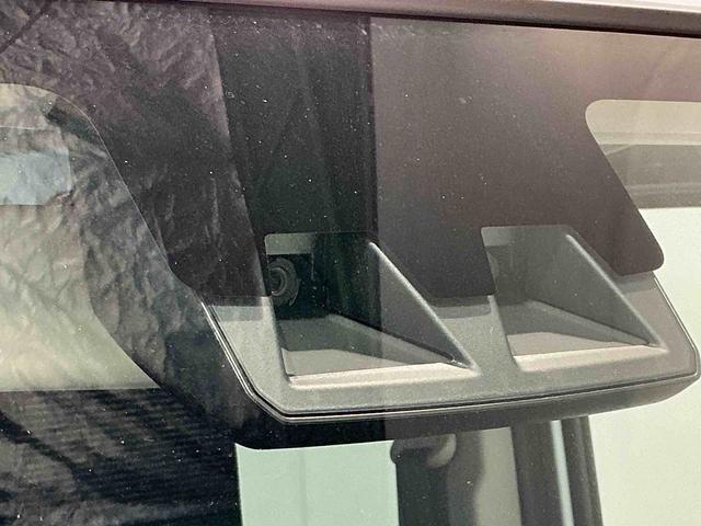 ハイゼットカーゴＤＸディスプレイオーディオ　Ｂカメラ　衝突軽減ブレーキ　ＴＶ　キーレスキー　レーンキープアシスト　Ｗエアバック　４ＷＤ車　エコアイドル　オートマチックハイビーム　エアバッグ　衝突安全ボディ　ＡＢＳ（栃木県）の中古車