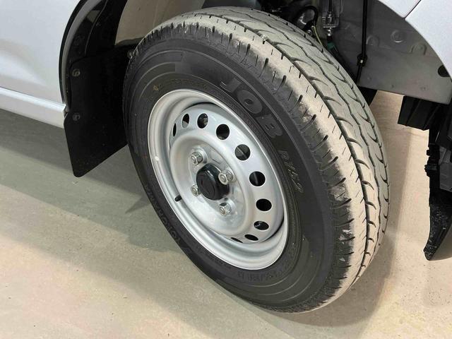 ハイゼットカーゴＤＸディスプレイオーディオ　Ｂカメラ　衝突軽減ブレーキ　ＴＶ　キーレスキー　レーンキープアシスト　Ｗエアバック　４ＷＤ車　エコアイドル　オートマチックハイビーム　エアバッグ　衝突安全ボディ　ＡＢＳ（栃木県）の中古車