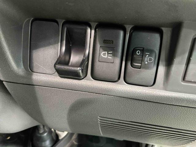 ハイゼットトラック農用スペシャルＶＳマニュアルエアコン　パワーステアリング　切替式４ＷＤ　５ＭＴ　Ｈｉ−Ｌｏ切替　テールゲートチェーン　純正ラジオ（栃木県）の中古車