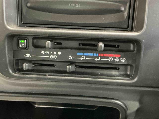 ハイゼットトラック農用スペシャルＶＳマニュアルエアコン　パワーステアリング　切替式４ＷＤ　５ＭＴ　Ｈｉ−Ｌｏ切替　テールゲートチェーン　純正ラジオ（栃木県）の中古車