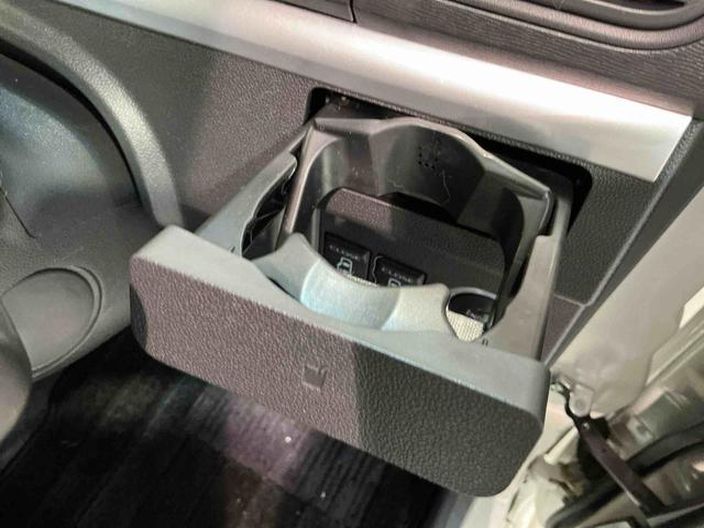 タントカスタムＲＳ　トップエディションＳＡII両側オートスライドドア　インテリキー　ターボ車　ＥＳＣ　格納ミラー　バックモニター　ベンチシート　ＡＢＳ　ＴＶナビ　オートライト　Ｗエアバック　キーフリーシステム　ＬＥＤヘッドライト（栃木県）の中古車