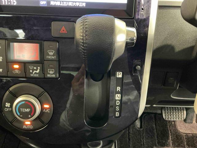 タントカスタムＲＳ　トップエディションＳＡII両側オートスライドドア　インテリキー　ターボ車　ＥＳＣ　格納ミラー　バックモニター　ベンチシート　ＡＢＳ　ＴＶナビ　オートライト　Ｗエアバック　キーフリーシステム　ＬＥＤヘッドライト（栃木県）の中古車