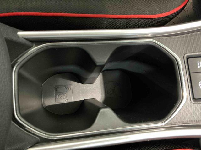 ロッキーＸ　ＨＥＶディスプレイオーディオ　パノラマモニター　ＥＴＣ車載器　オートハイビーム　盗難防止装置　ＬＥＤヘッドランプ　スマートキー　バックモニター　レーンキープ　クリアランスソナー　キーレス　オートライト（栃木県）の中古車