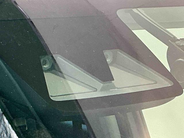 ロッキーＸ　ＨＥＶディスプレイオーディオ　パノラマモニター　ＥＴＣ車載器　オートハイビーム　盗難防止装置　ＬＥＤヘッドランプ　スマートキー　バックモニター　レーンキープ　クリアランスソナー　キーレス　オートライト（栃木県）の中古車