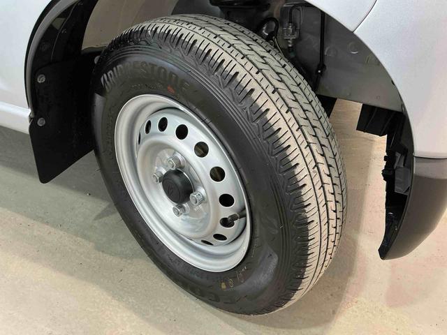 ハイゼットカーゴＤＸディスプレイオーディオ　パノラマモニター　Ｂカメラ　衝突回避システム　セキュリティアラーム　安全ボディ　アイドリングストップ機能　キーレス　ハイビームアシスト　オートライト　スライドドア（栃木県）の中古車