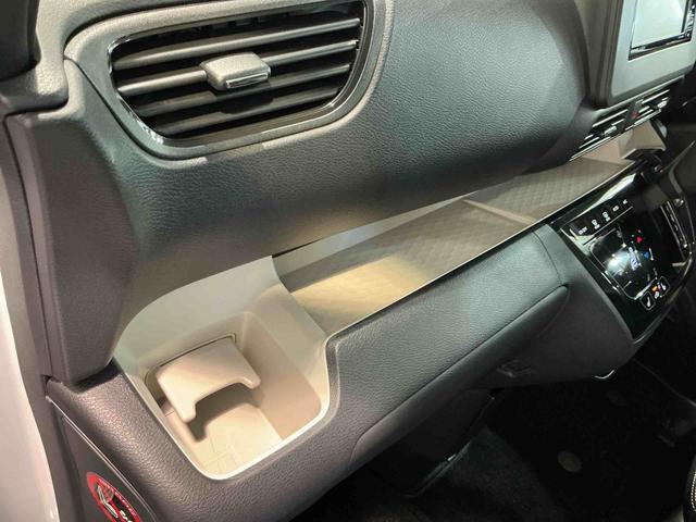 デリカミニＧ　プレミアムナビゲーションシステム　運転支援　高速道路同一車線運転支援機能　１５インチアルミホイール　オートスライドドア　デジタルルームミラー　マルチアラウンドモニター（栃木県）の中古車