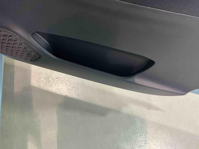 ムーヴＸリミテッドII　ＳＡIIIナビ　キーフリーシステム　アルミホイール　ＬＥＤヘッドライト　オートエアコン　シートヒーター　オートライト　運転席シートリフター（栃木県）の中古車