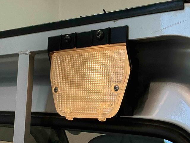 キャリイトラックKCエアコン・パワステセミAT ラジオ エアコン 荷台作業灯 4WD切り替え(栃木県)の中古車