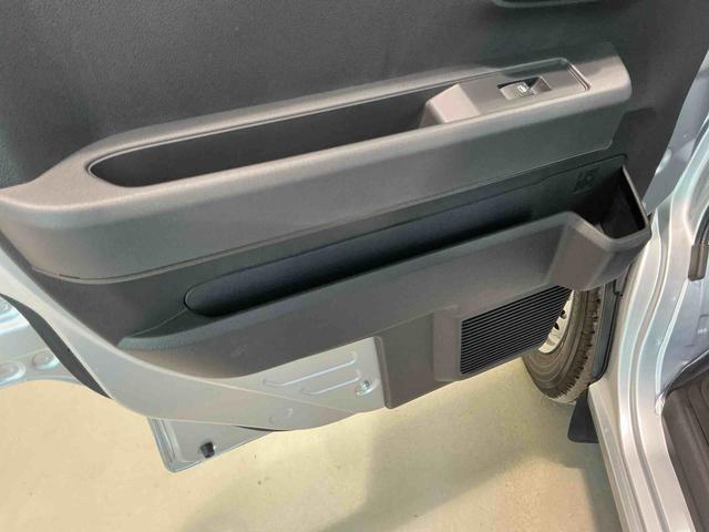 ハイゼットカーゴDX車線逸脱警報装置 キーフリー デュアルエアバッグ Aストップ 純正ラジオ 切替4WD ABS エアバッグ セキュリティアラーム スライドドア 衝突安全ボディ 衝突被害軽減装置(栃木県)の中古車