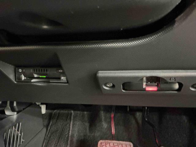 ロッキーGLEDヘッドライト アダプティブクルーズコントロール ナビTV ドラレコ ETC キーフリー 4WD車 アルミホイール エコアイドル オートライト バックカメラ ターボ(栃木県)の中古車