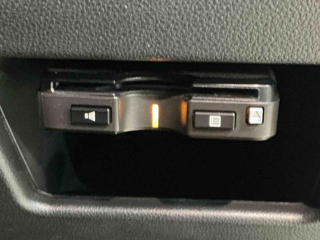 タントカスタムＸ　トップエディションＳＡIII横滑り防止システム　バックカメラ　ＥＴＣ付き　電動格納式ドアミラー　キーフリー　ナビＴＶ　レーンアシスト　ＬＥＤヘッドランプ　アイドリングストップ　スマートキ−　ベンチシート　オートライト　ＡＢＳ（栃木県）の中古車