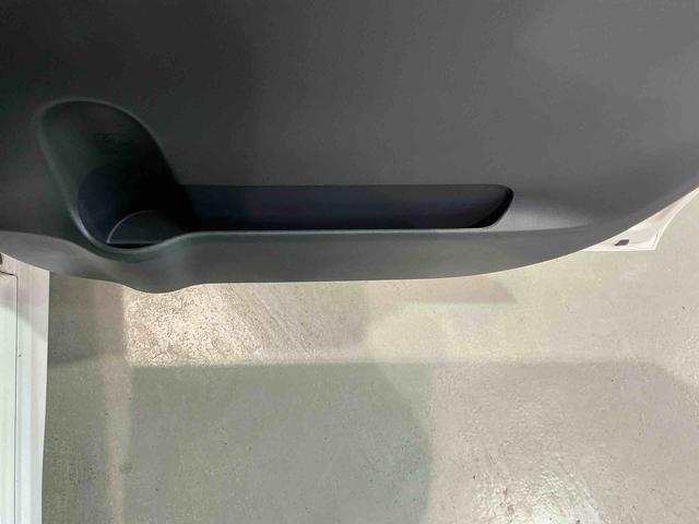 タントカスタムＸ　トップエディションＳＡIII横滑り防止システム　バックカメラ　ＥＴＣ付き　電動格納式ドアミラー　キーフリー　ナビＴＶ　レーンアシスト　ＬＥＤヘッドランプ　アイドリングストップ　スマートキ−　ベンチシート　オートライト　ＡＢＳ（栃木県）の中古車