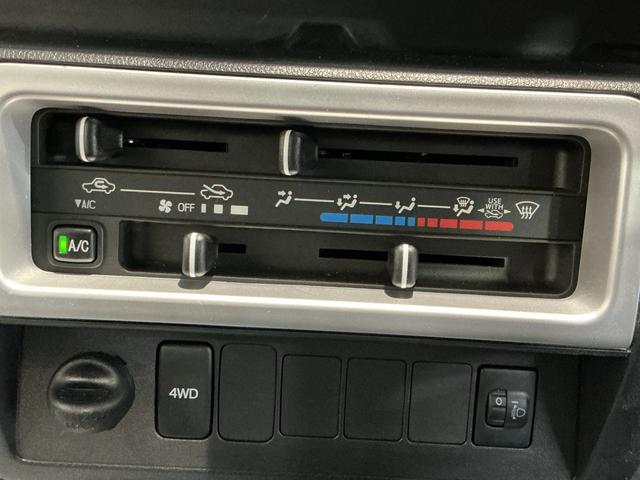 ハイゼットトラックスタンダードAT 安全ボディ デュアルエアバッグ パワステ エアコン 4WD ESC ABS 純正ラジオ テールゲートチェーン(栃木県)の中古車