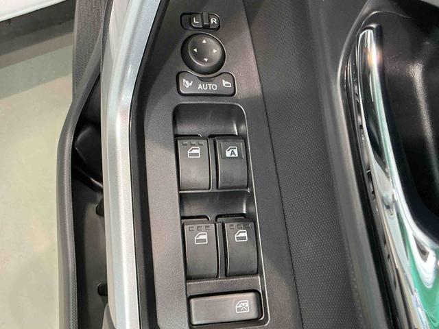 ロッキープレミアムＧ純正アルミホイール　リヤフォグランプ　ＬＥＤヘッドライト　ＬＥＤフォグランプ　運転席・助手席シートヒーター　オートエアコン　スマートアシスト　コーナーセンサー　クルーズコントロール機能（栃木県）の中古車