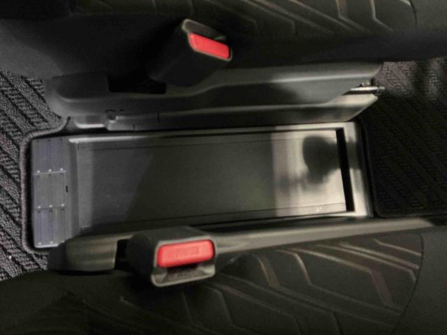 トールカスタムＧ　ＳＡIIパノラマモニタ　Ｉストップ　Ａライト　衝突軽減ブレーキ　ＬＥＤ　ナビＴＶ　横滑り防止装置　車線逸脱警報　クルコン　メモリナビ　助手席エアバック　電格ミラー　スマートキー　エアバッグ（栃木県）の中古車