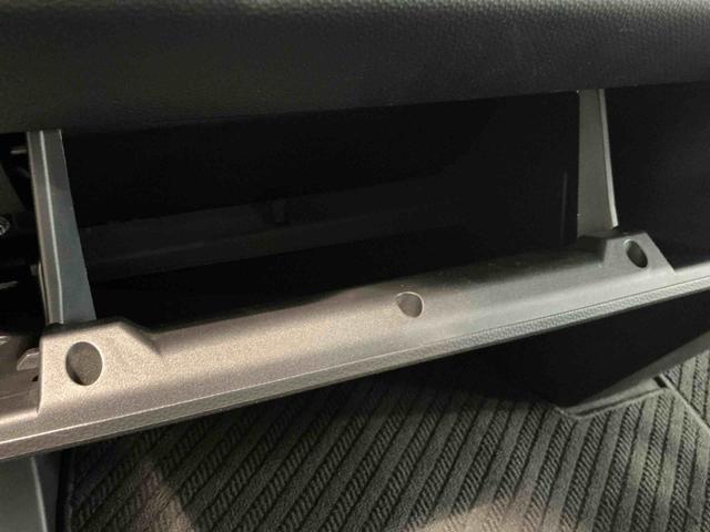 トールカスタムＧ　ＳＡIIパノラマモニタ　Ｉストップ　Ａライト　衝突軽減ブレーキ　ＬＥＤ　ナビＴＶ　横滑り防止装置　車線逸脱警報　クルコン　メモリナビ　助手席エアバック　電格ミラー　スマートキー　エアバッグ（栃木県）の中古車