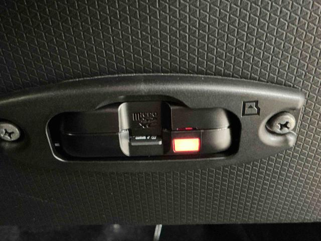 タントファンクロスターボナビＴＶ　エコアイドル　車線逸脱警報　電動格納ドアミラー　ＬＥＤランプ　スマートキ　シートヒータ　セキュリティー　ターボエンジン　アルミ　キーフリーシステム　メモリーナビ　オートハイビーム（栃木県）の中古車