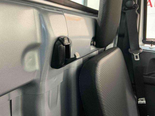 ハイゼットトラックスタンダード 農用スペシャルスタンダード農用SP 4WD デフロック スマートアシスト 誤発進抑制機能 AC 切り替え4WD 禁煙車 エアバック パワーステアリング ABS(栃木県)の中古車