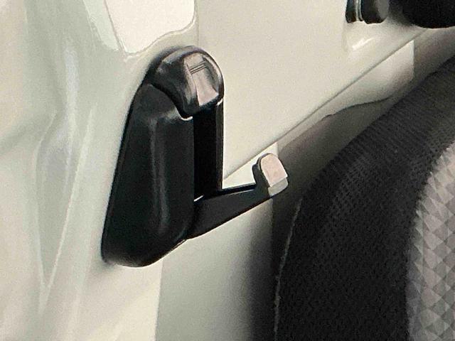 ハイゼットトラックスタンダード 農用スペシャル盗難防止装置 AC 切り替え4WD エアバック パワーステアリング レーンキープアシスト オートハイビーム 横滑り防止 オートライト 衝突被害軽減システム アイドリングストップ(栃木県)の中古車