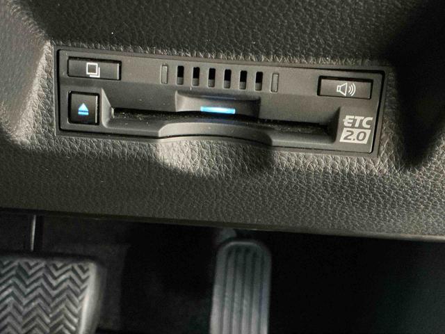 ヤリスクロスハイブリッドＺ緊急ブレーキ　電動格納ミラー　ヒーター　オートライト　衝突安全ボディ　インテリキー　ＬＥＤランプ　横滑り防止システム　アルミホイル　キーフリー　盗難防止装置　ＥＴＣ車載器　ナビ　ドラレコ（栃木県）の中古車