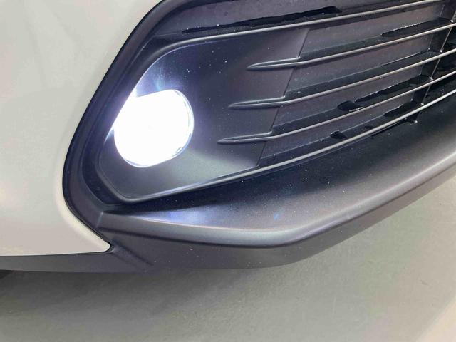 ヤリスクロスハイブリッドＺ緊急ブレーキ　電動格納ミラー　ヒーター　オートライト　衝突安全ボディ　インテリキー　ＬＥＤランプ　横滑り防止システム　アルミホイル　キーフリー　盗難防止装置　ＥＴＣ車載器　ナビ　ドラレコ（栃木県）の中古車
