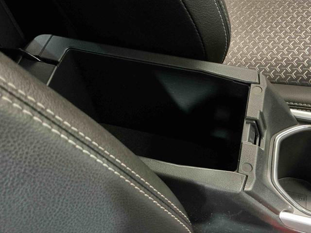 ロッキープレミアムG HEV電格ドアミラー 衝突被害軽減装置 パーキングセンサー アダクティブクルーズ スマートキー&プッシュスタート ディスプレイオーディオ LEDヘッドランプ 前席シートヒーター バックカメラ キーフリー(栃木県)の中古車