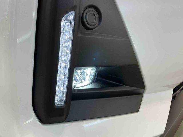 ロッキープレミアムG HEV電格ドアミラー 衝突被害軽減装置 パーキングセンサー アダクティブクルーズ スマートキー&プッシュスタート ディスプレイオーディオ LEDヘッドランプ 前席シートヒーター バックカメラ キーフリー(栃木県)の中古車
