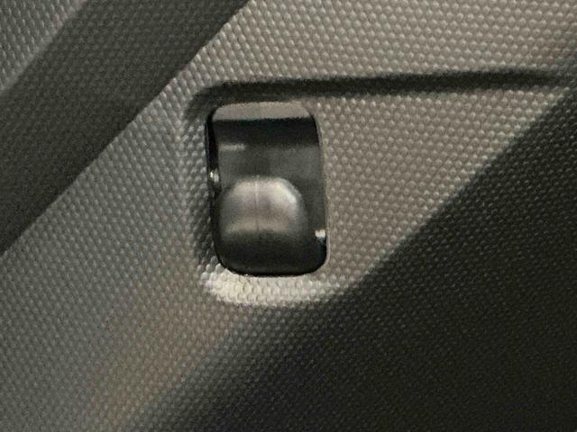 タフトG ダーククロムベンチャー誤発進抑制装置 インテリキー 盗難防止 パークセンサー ムーンルーフ 電動格納ドアミラー 禁煙 レーンアシスト 前席シートヒーター キーフリー ワンオーナー アイドリングS LEDヘッドランプ(栃木県)の中古車