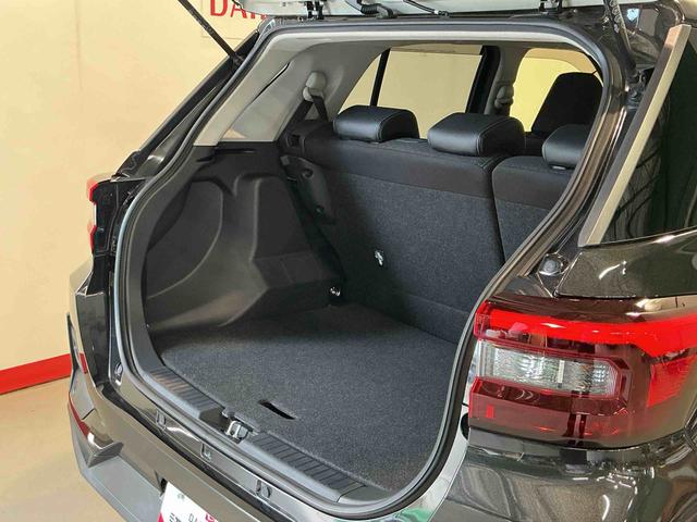 ロッキープレミアムナビ バックカメラ キーフリーシステム アルミホイール 運転席・助手席シートヒーター オートライト オートハイビーム クルーズコントロール機能 運転席・助手席シートヒーター(栃木県)の中古車