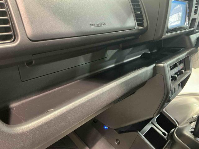 ハイゼットトラックジャンボＳＡIIIｔナビ　バックカメラ　衝突被害軽減　ダブルエアバック　切り替え４ＷＤ　盗難防止機能　衝突安全ボディ　ＥＴＣ車載器　キーレスエントリー　アイドリングストップ　エアバック　車線逸脱　ＡＢＳ（栃木県）の中古車