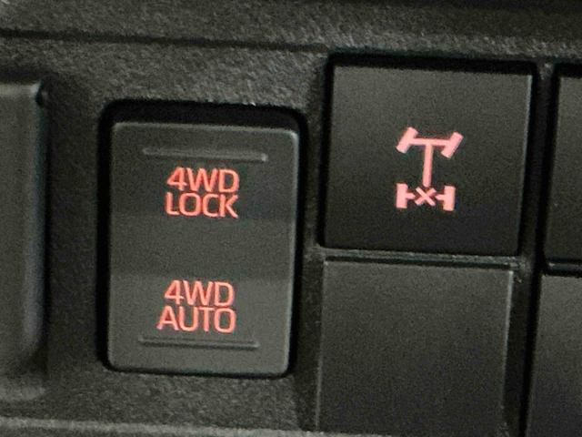 ハイゼットトラックスタンダード 農用スペシャル4WD CVT エアバッグ ブレーキサポート 盗難防止装置 パワーステアリング 車線逸脱警報装置 エアコン アイドリングストップ 横滑り防止 オートライト 衝突安全ボディ(栃木県)の中古車